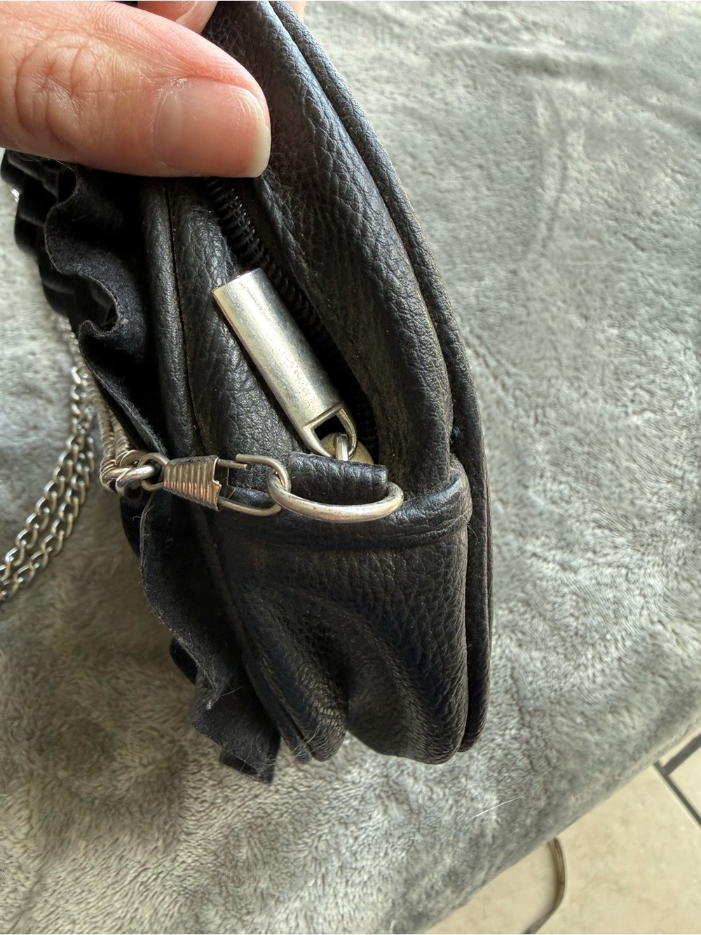 Black Leather Round Crossbody Bag with Zipper Closure - Picture 8 of 8